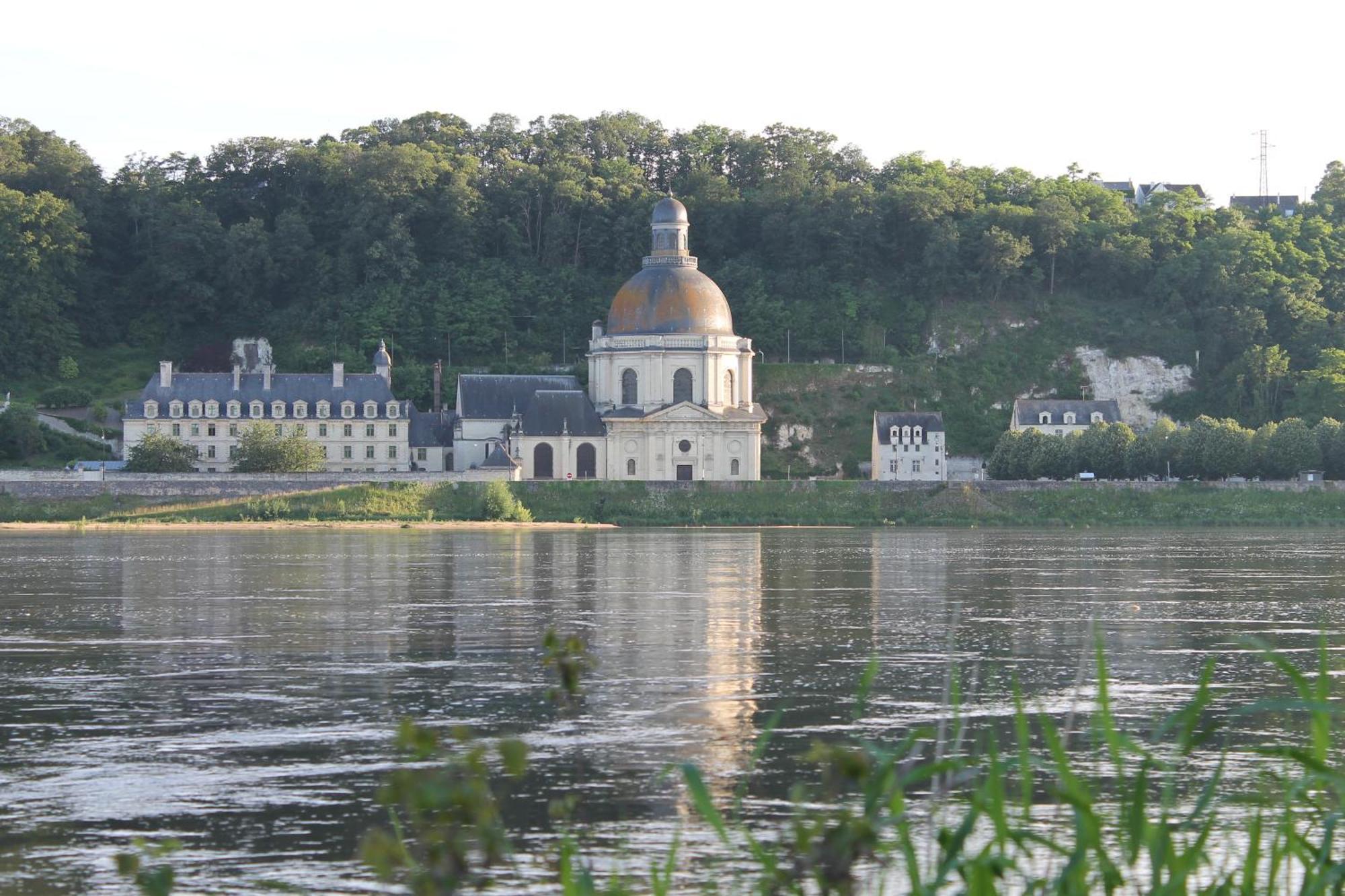 Hotel Saint Pierre Boutique-Hotel Сомюр Экстерьер фото