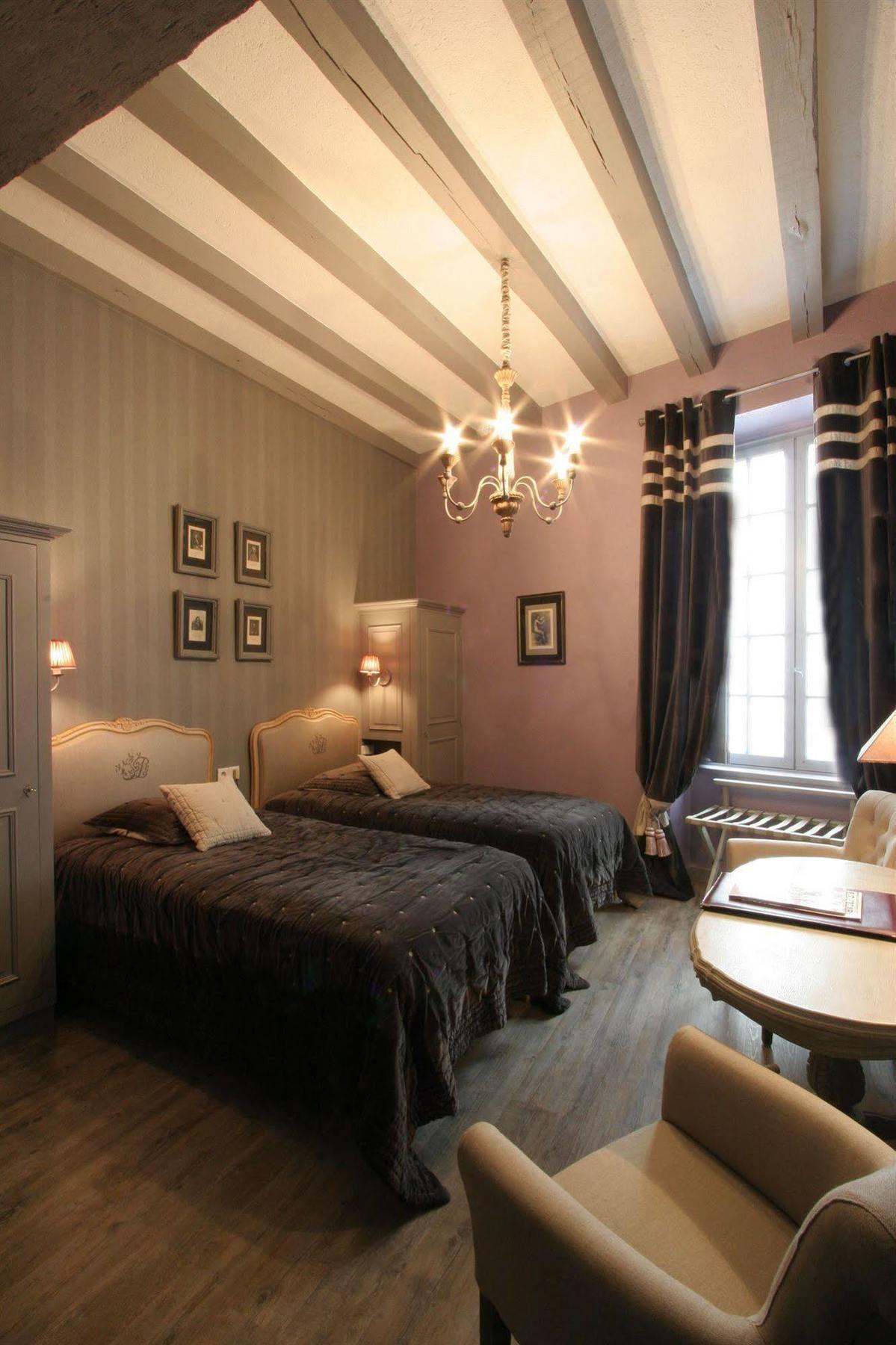 Hotel Saint Pierre Boutique-Hotel Сомюр Экстерьер фото
